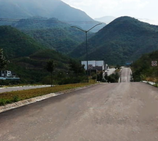 Terreno en Venta - Jardines de Valle Alto